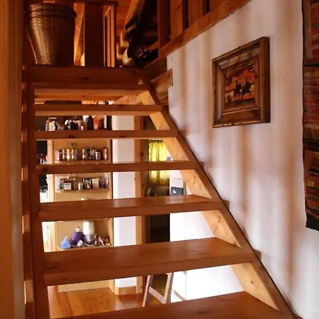 Ferienwohnung Mit Mansarde Und Sudbalkon In Herrlicher Panoramalage Vor Dem Monte Emilius Апартаменты *